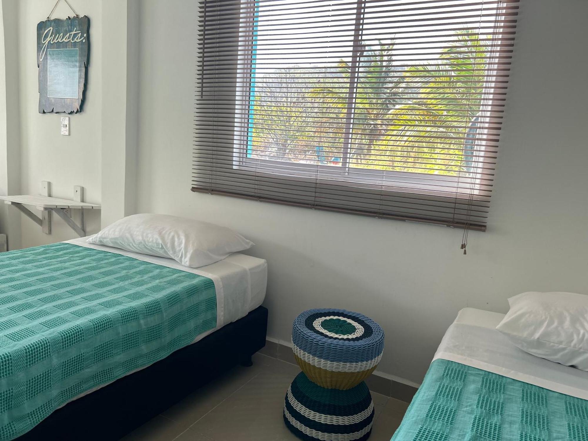 Hotel Miss Francias Home Santa Catalina Island Екстер'єр фото