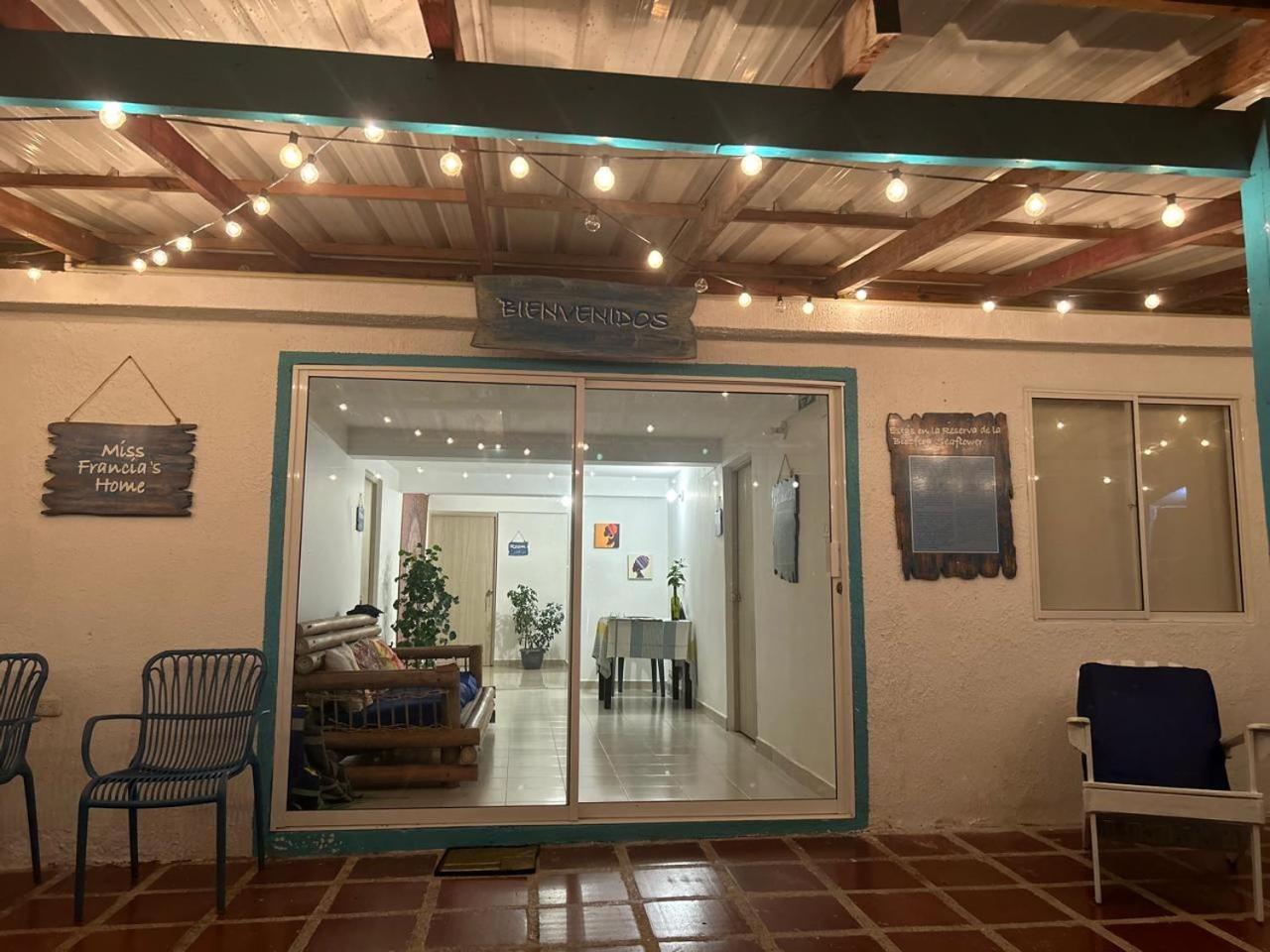 Hotel Miss Francias Home Santa Catalina Island Екстер'єр фото