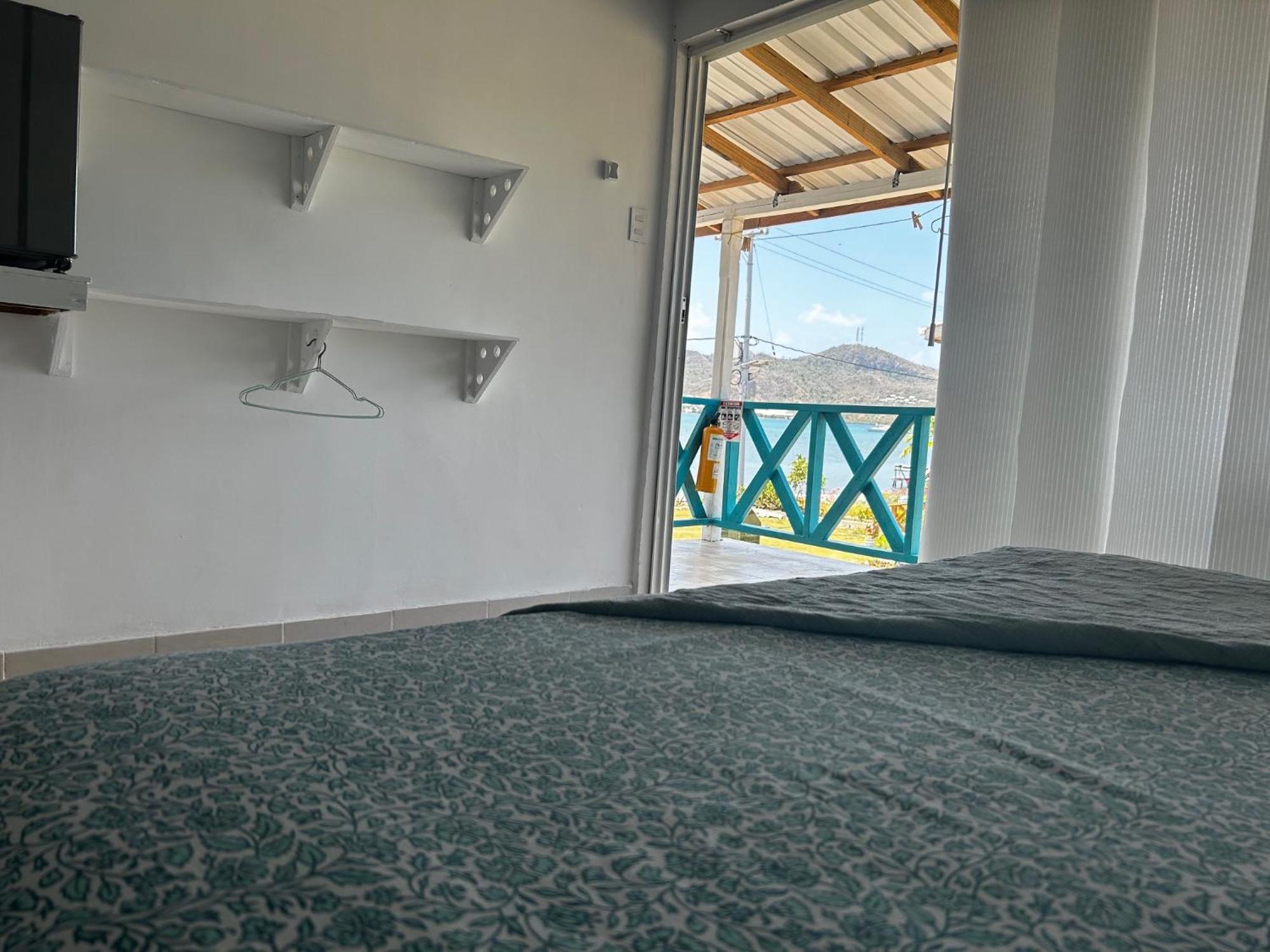 Hotel Miss Francias Home Santa Catalina Island Екстер'єр фото