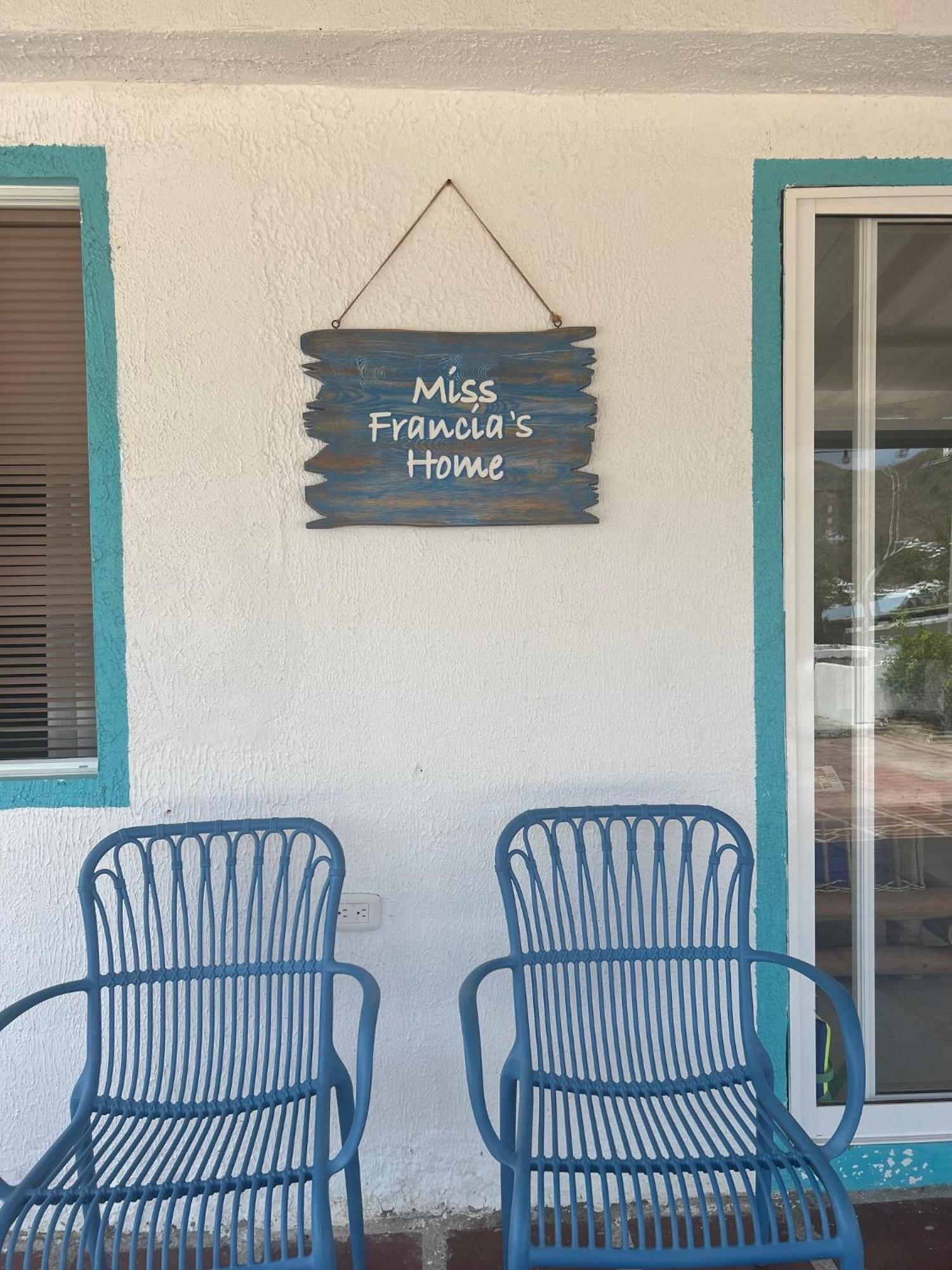 Hotel Miss Francias Home Santa Catalina Island Екстер'єр фото