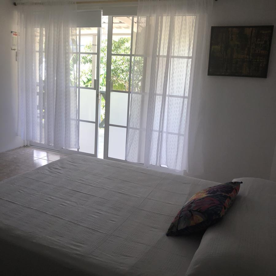 Hotel Miss Francias Home Santa Catalina Island Екстер'єр фото
